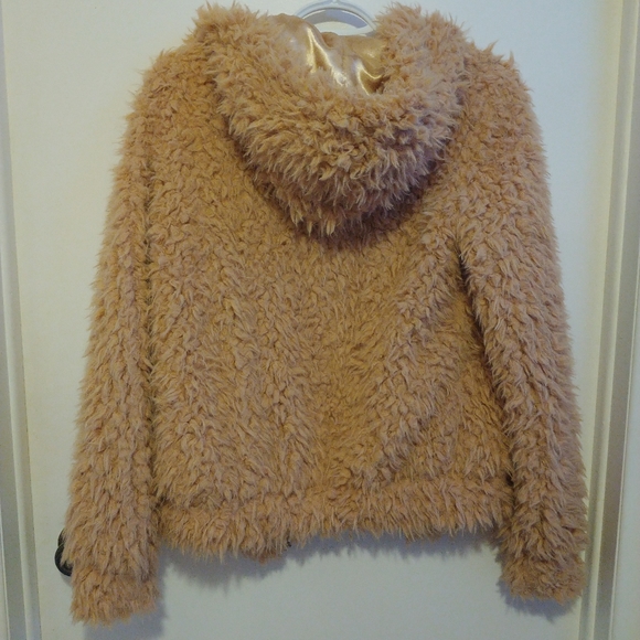 Forever 21 Teddy Jacket - Picture 2 of 5